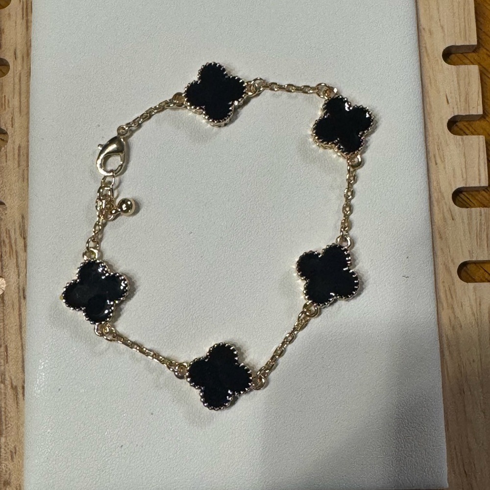 ANGIE BRACELET HANDMADE. - Picture 2 of 8